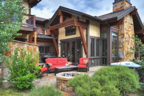 Lone Star Lodge Townhouse