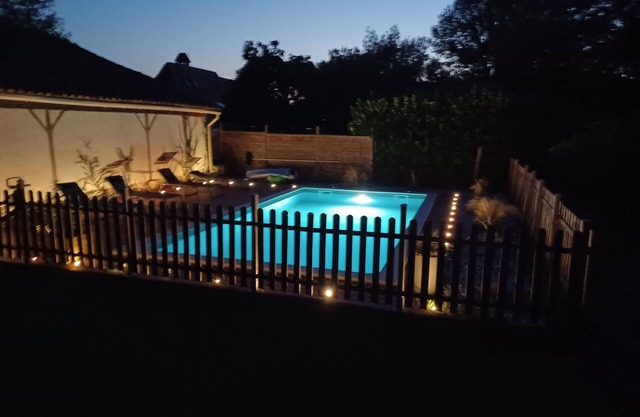 Longère du 18ème aux Portes de Bergerac, Entièrement Rénovée Avec Piscine Privée