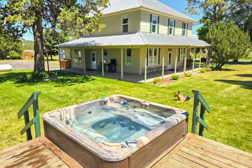 Long Hollow Ranch - The Ranch House