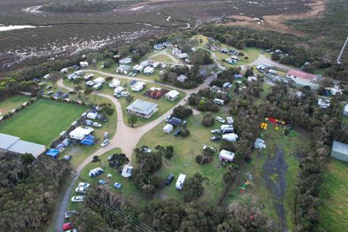 Long Jetty Caravan Park
