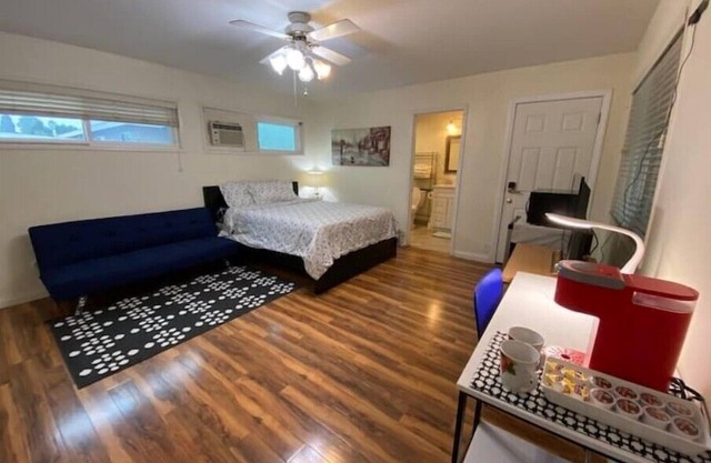 Long-term Spacious and Cozy Place near Disney