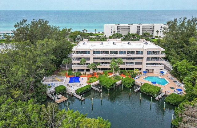 Longboat Bay Club