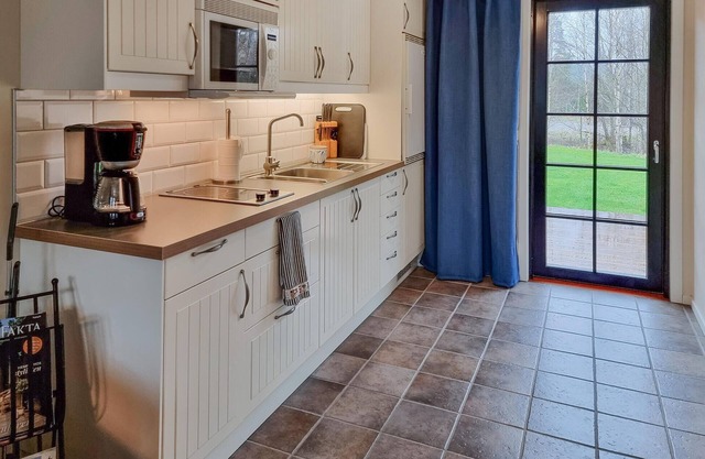 Look forward to a wonderful vacation for two in this idyllically situated vacation apartment.