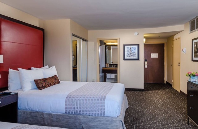 Look No Further! Experience a Relaxing Getaway! w/ Parking, Pets are Allowed!