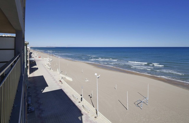 MIRANDO AL MAR 2 - PRIMERA LINEA DE PLAYA