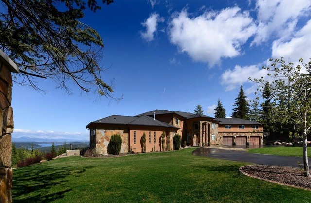 Gotham Pointe | Casa de ensueño espectacular en la cima de la montaña
