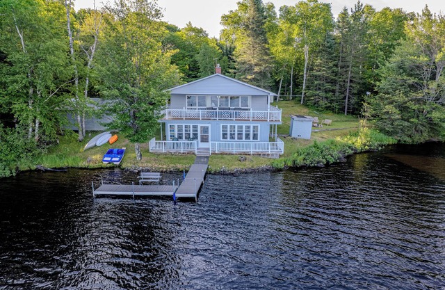 Loon's Cove: Just listed! Experience Michigamme!