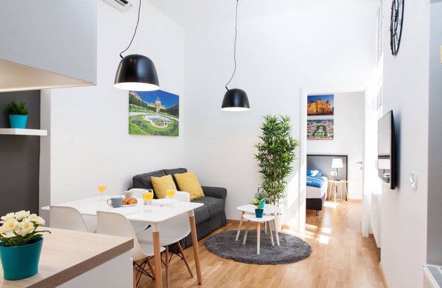 LOOX apartments Hatzova