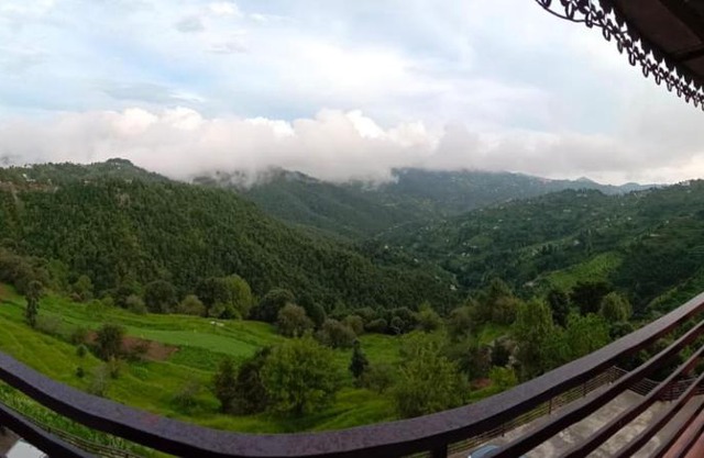 Lord Krishna Himalayan Hotel & Restaurant