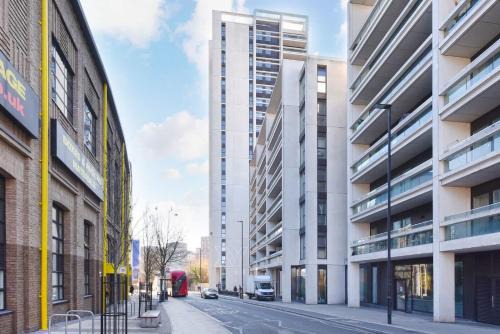 Lords & Regents Park Luxury Two Bedroom Penthouse