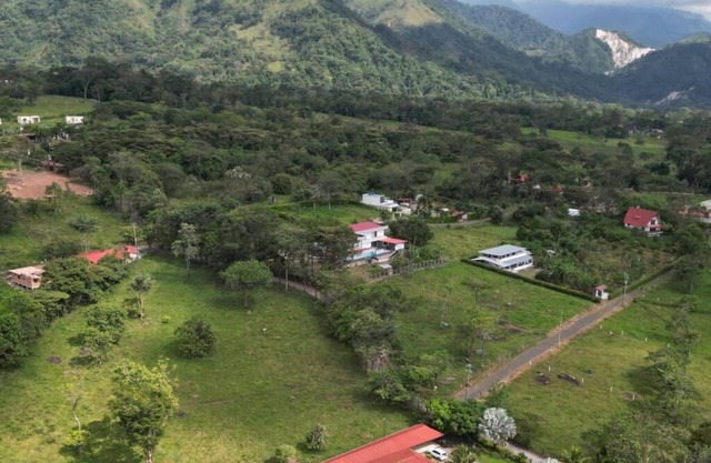 Casa campestre Los Ángeles: ¡Disfruta de senderismo, biciruta, rios y mirador :)