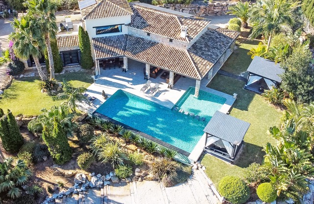 Villa de lujo preciosa y con piscina privada en Denia, en la Costa Blanca, España para 10 personas