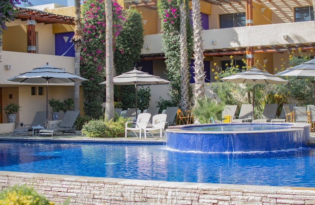 Los Patios Hotel