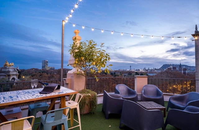 LOST GARDEN XL - Strategic location, Top views