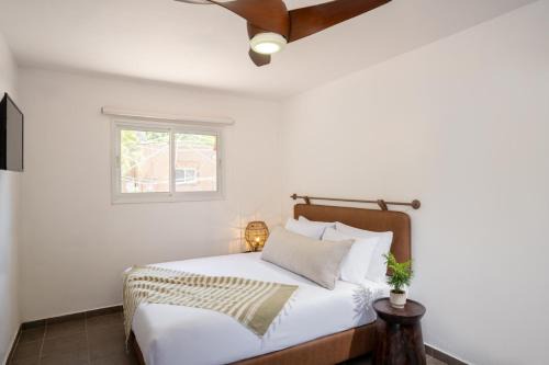 Lotan Desert Travel Hotel