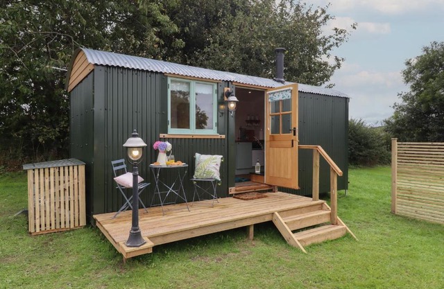 Lottie's Hut