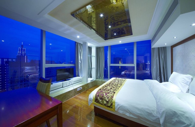 Louidon Mega Apartment of Kam Rueng Plaza/Sunshine
