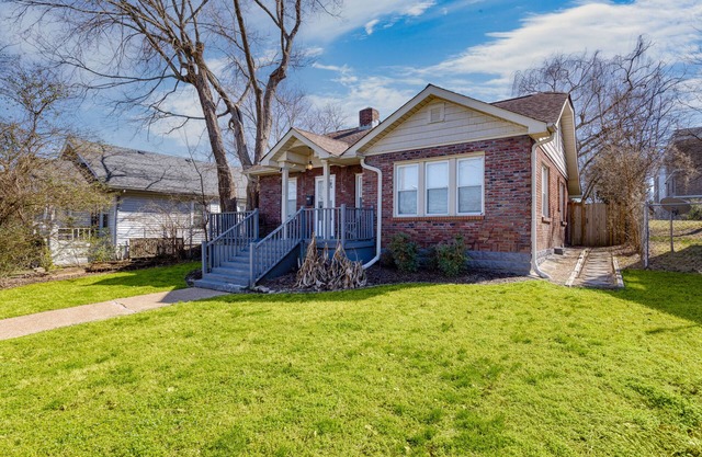 Louise by AvantStay | Cute Nashville Home w/ Large Yard & Firepit!