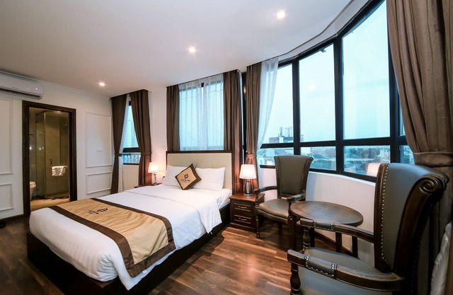 Louisland Hotel