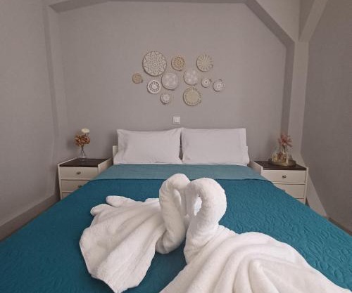 Loulia Home