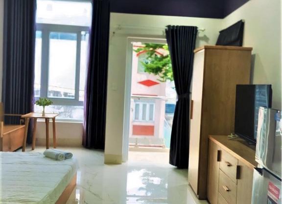 Love Hotel & Apartments