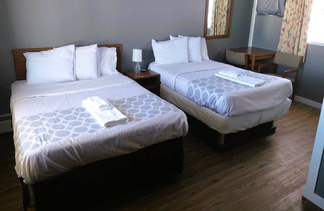 Love Hotels Desert Inn & RV by OYO at Boysen Wind River WY