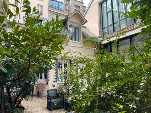 Love House - Maison entière et son jardin - Rare à Paris