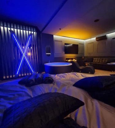 Love Room