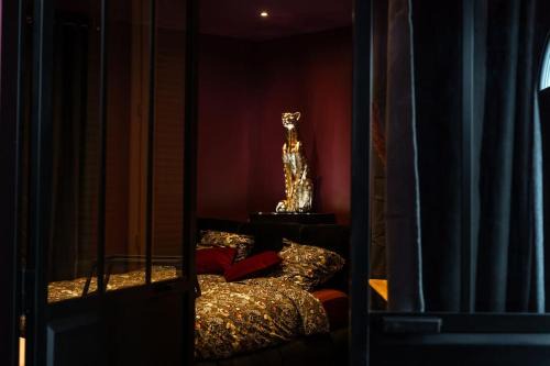 LOVE ROOM LORIENT LoveLoft L'Escapade Romantique