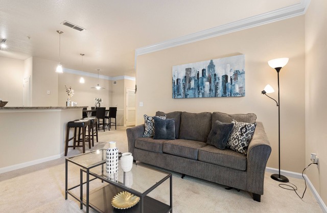 Lovely 1-bedroom apartment w/ Pool + Wi-Fi