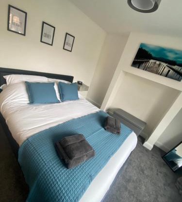 Lovely 1-bedroom apartment with garden and parking
