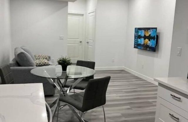 Lovely 1 bedroom Suite
