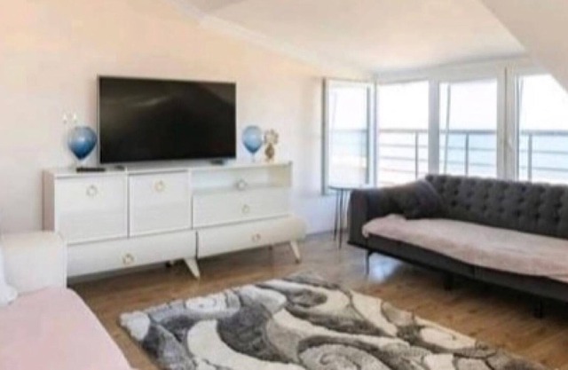 Lovely 2+1 Rooftop Flat Near Istanbul Airport