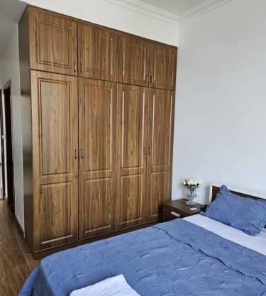 lovely 2 bed, 2.5 bath condo