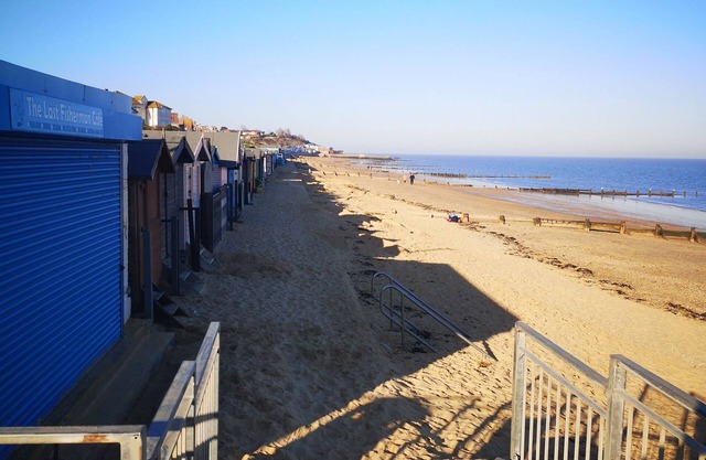 Lovely 2-bed Caravan in Walton on the Naze