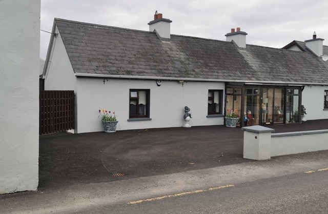 Lovely 2-Bed House in Ballyheigue