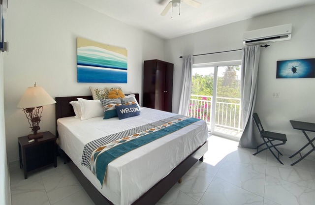 Lovely 2-bedroom Apartment in the Venetian Road