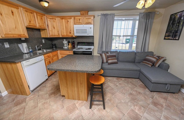 Lovely 2-bedroom apartment in Accident, Close to Wisp and Deep Creek Lake
