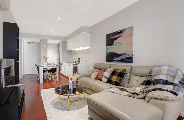 Lovely 2 bedrooms apartment *free parking