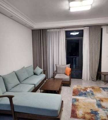 lovely 3 bed, 3.5bath condo