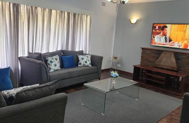 Lovely 3 bed in Mount Pleasant - 2153