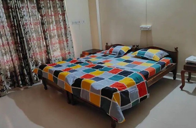 Lovely 3 bhk condo in sainikpuri 9000084372
