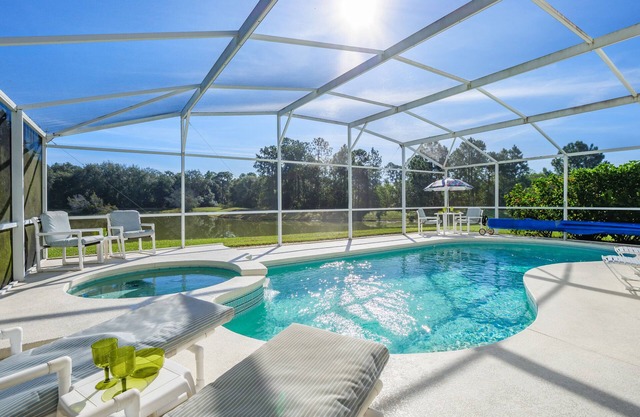 Lovely 4 bed 3 bath villa-corner plot-south east facing pool-no rear neighbours