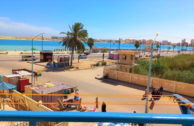 Lovely 4 bed vacation apartment with sea view
