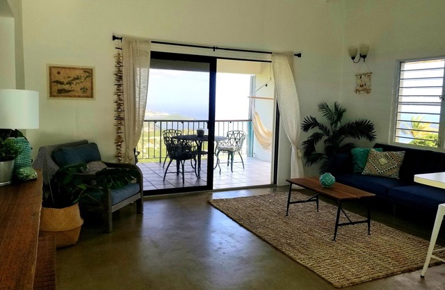 Lovely and charming 2 bedroom unit with patio