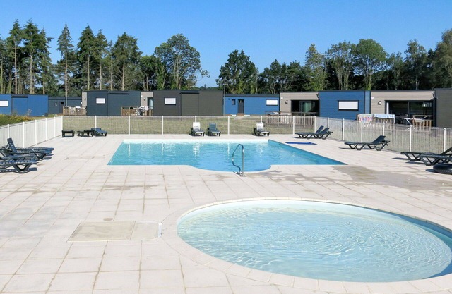 Precioso apartamento en villa con piscina, WIFI, TV, terraza, mascotas permitida y aparcamiento