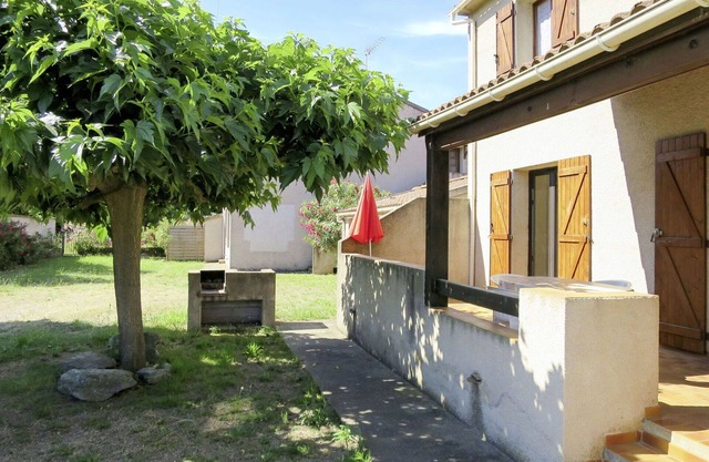 Bonito apartamento para 4 personas con WIFI, TV, terraza, mascotas permitida y aparcamiento