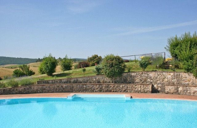 Hermoso apartamento con piscina, WIFI, vista panorámica y aparcamiento, cerca de Siena