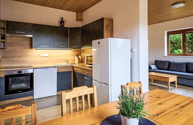 Precioso apartamento para 9 personas con WIFI, TV, terraza y aparcamiento