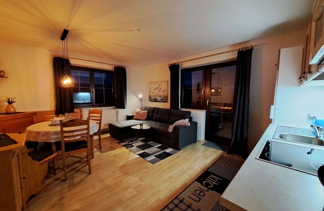 Bonito apartamento para 3 personas con WIFI, TV, balcón y aparcamiento
